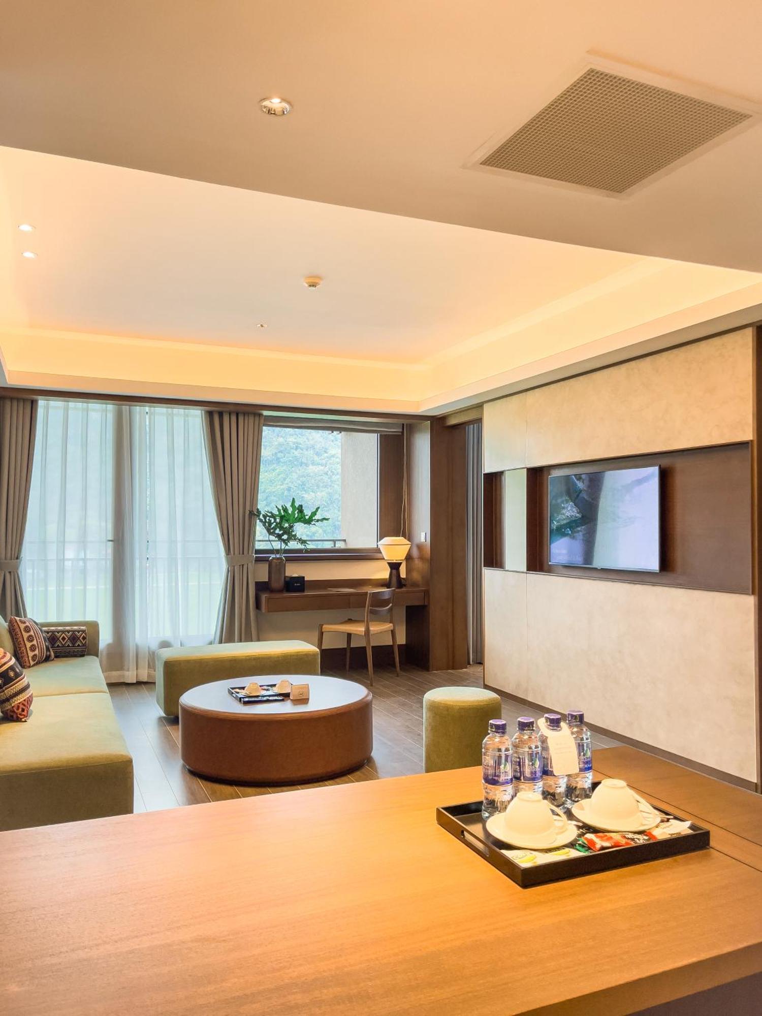Hotel Mandala Retreats Kim Boi Hòa Bình Esterno foto
