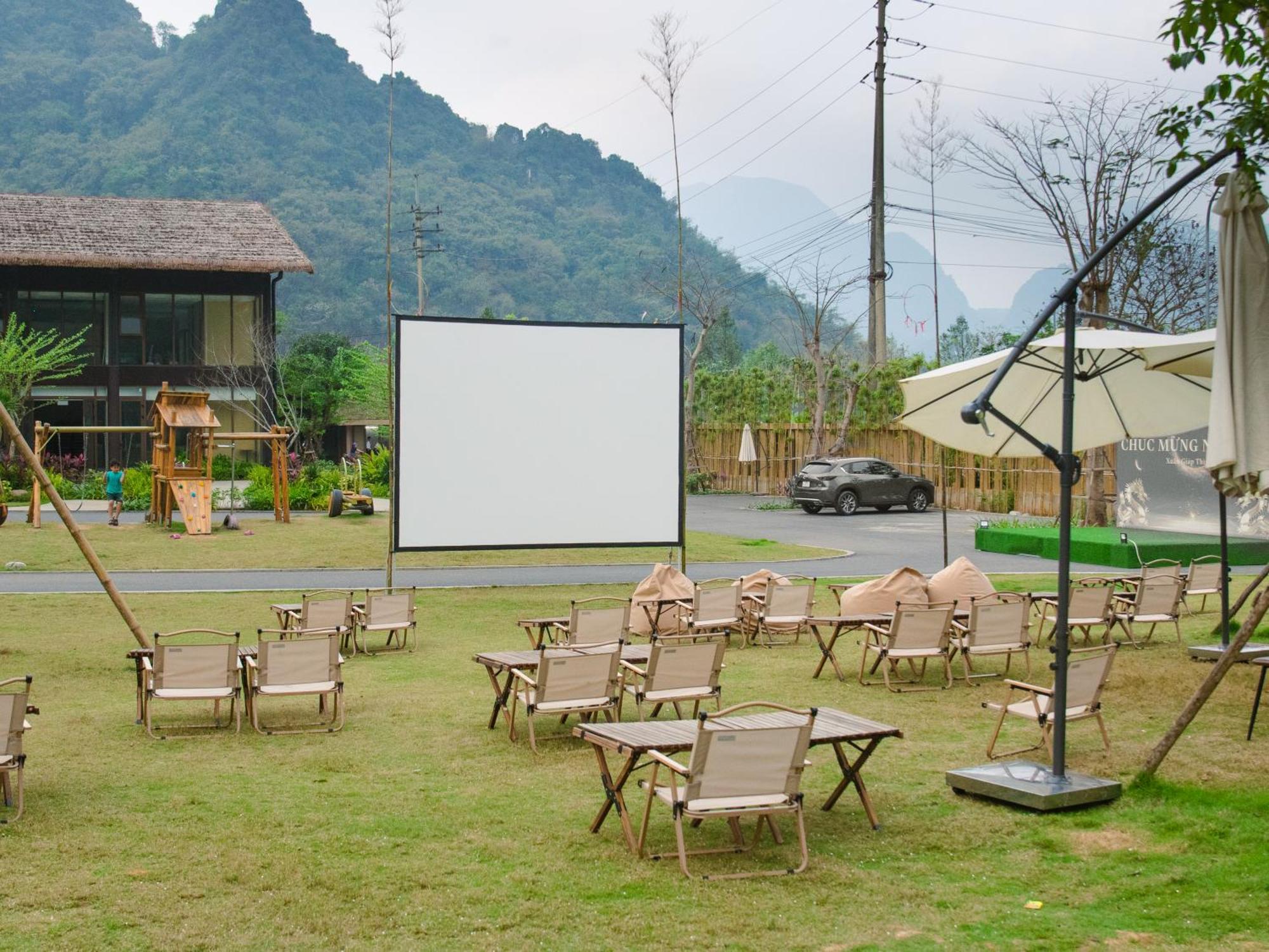 Hotel Mandala Retreats Kim Boi Hòa Bình Esterno foto
